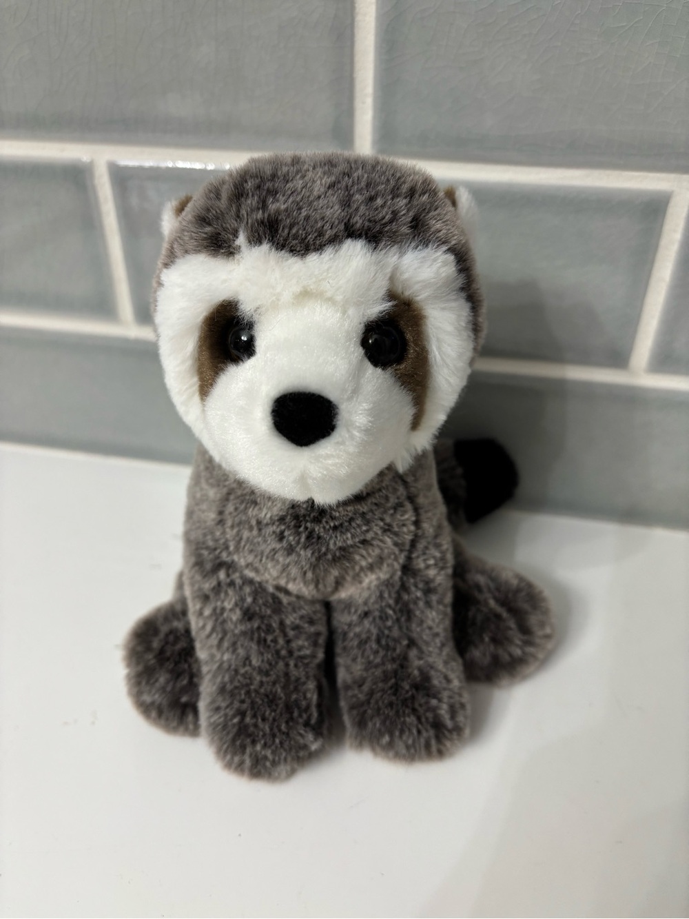 Douglas Mini Rudie Raccoon - Picture 2 of 6